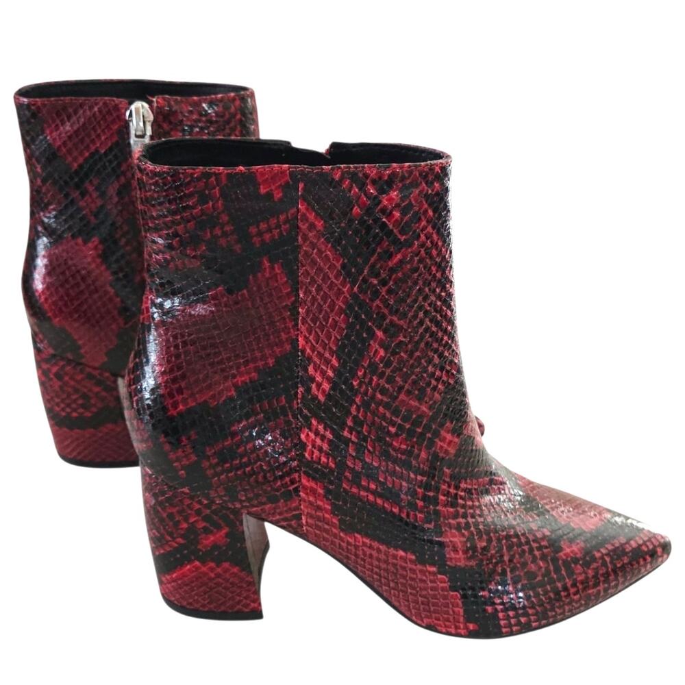 Marc Fisher Sz 6 Red Leather Snakeskin Print Pointed Toe Heel Ankle Booties
